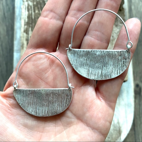 Anthro Rylan Crescent Hoops in Silver - Picture 5 of 5